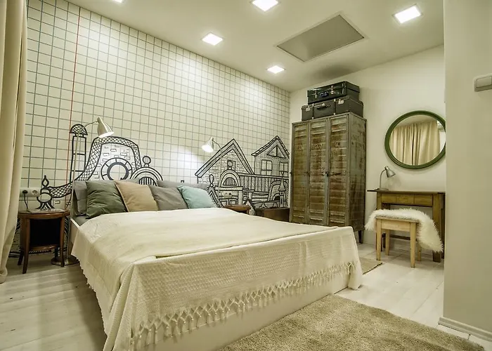 Apartment Near The Great Synagogue With Free Garage